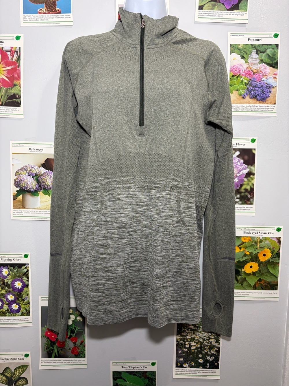 lululemon athletica Women's Gray Half-Zip Long Sleeve Pullover